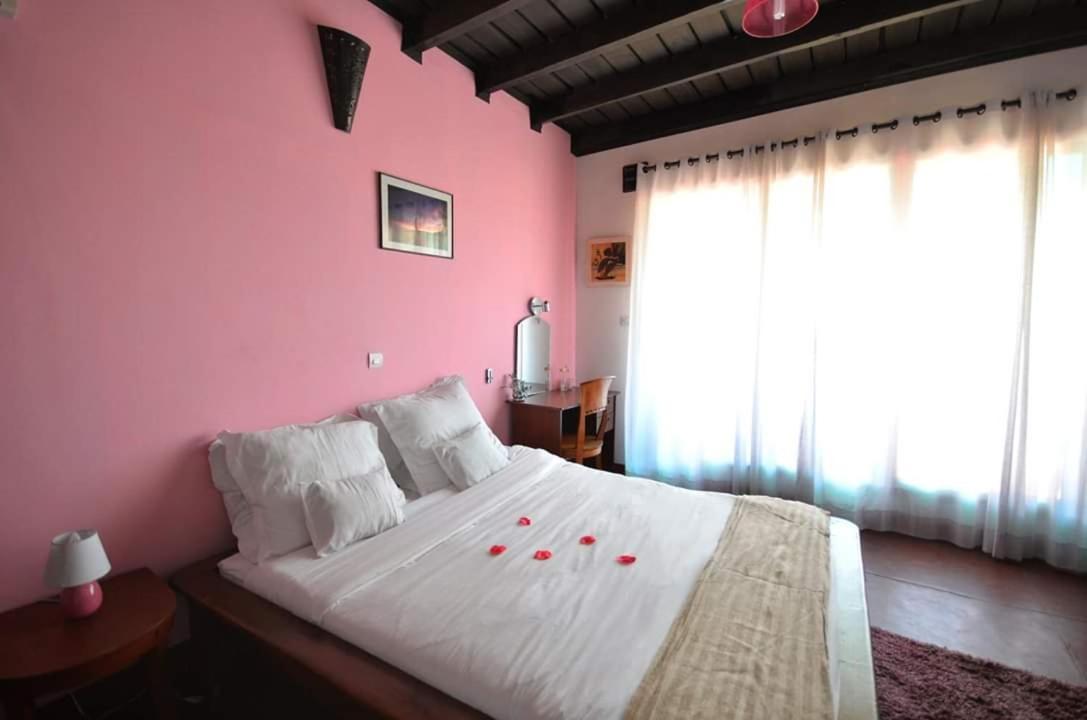 Hotel La Casa Di Luna Antananarivo Szoba fotó